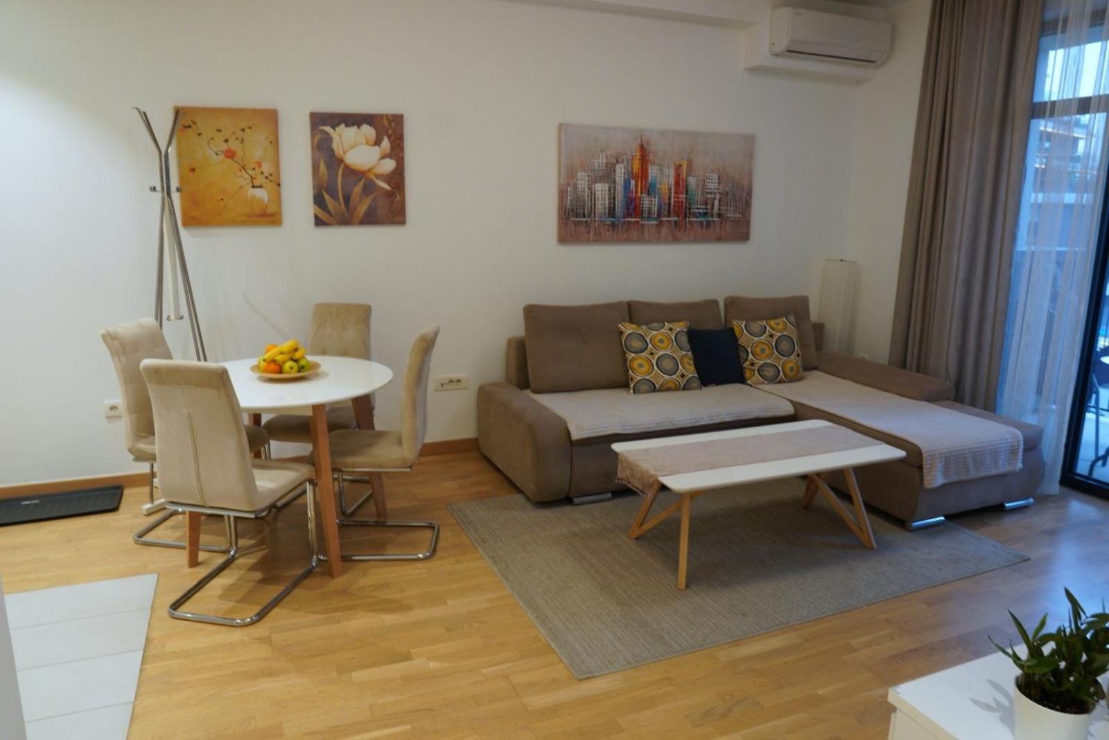 Waterfront Comfortable Апартаменты Белград