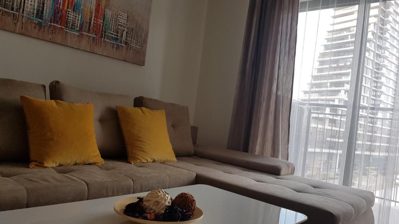 Waterfront Comfortable Апартаменты Белград